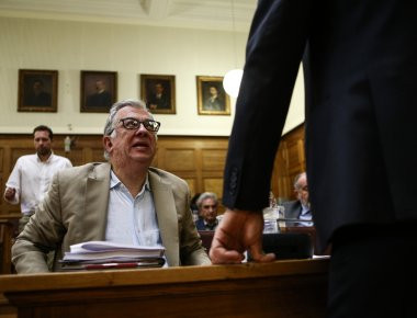 Κεντροαριστερά: Στα «μαχαίρια» για... ψεύτικη διαδικτυακή έρευνα